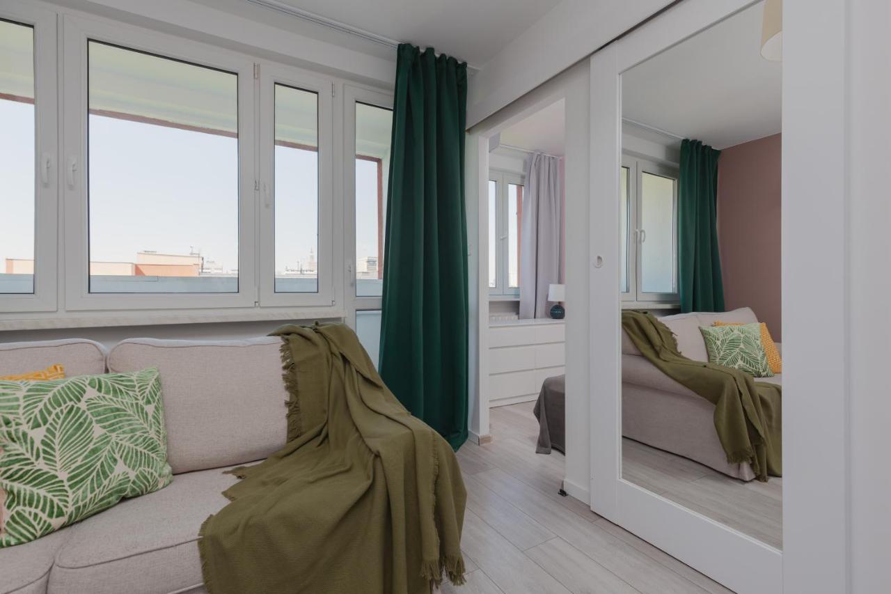 Apartaments Solec 79 By Noclegi Renters Warszawa Exteriör bild